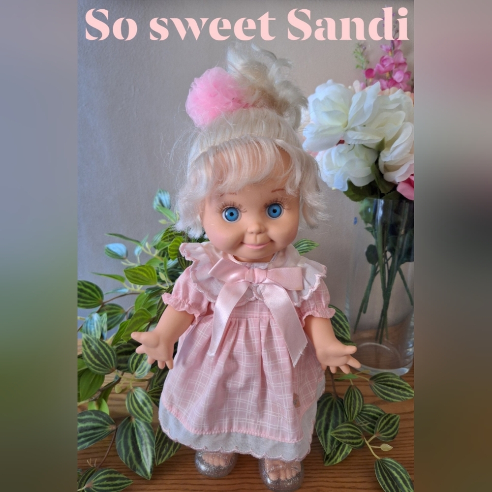 Vintage 90's Galoob Baby Face  "So Sweet Sandi" Doll. Adorabl